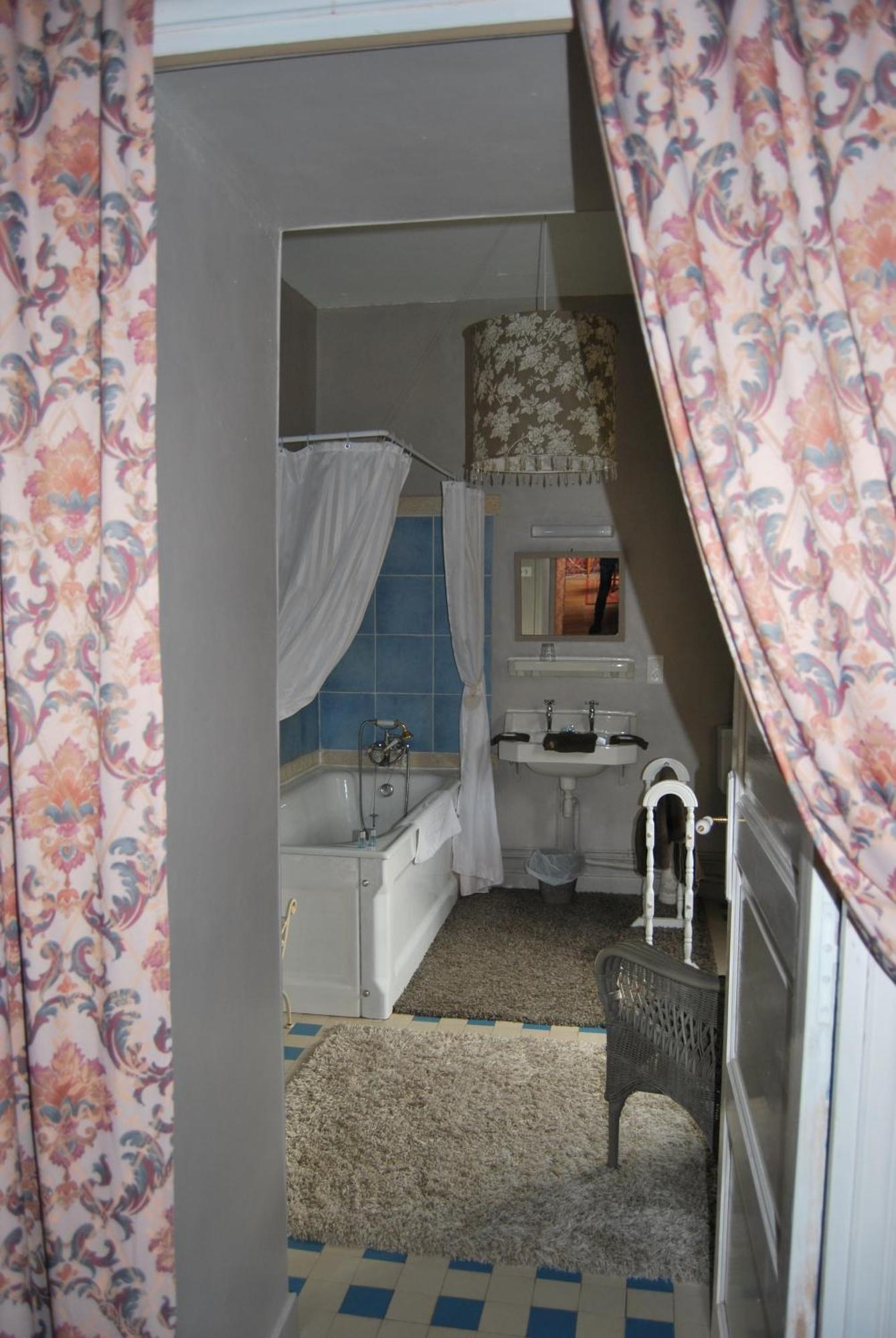 Chateau De Chantelauze Olliergues 部屋 写真