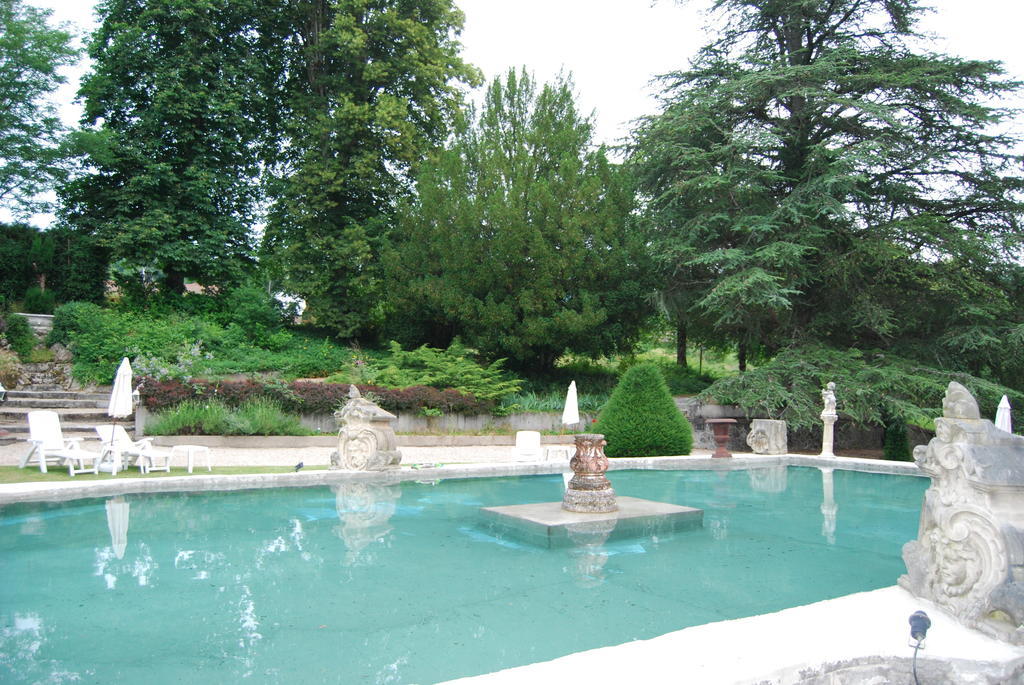 Chateau De Chantelauze Olliergues エクステリア 写真