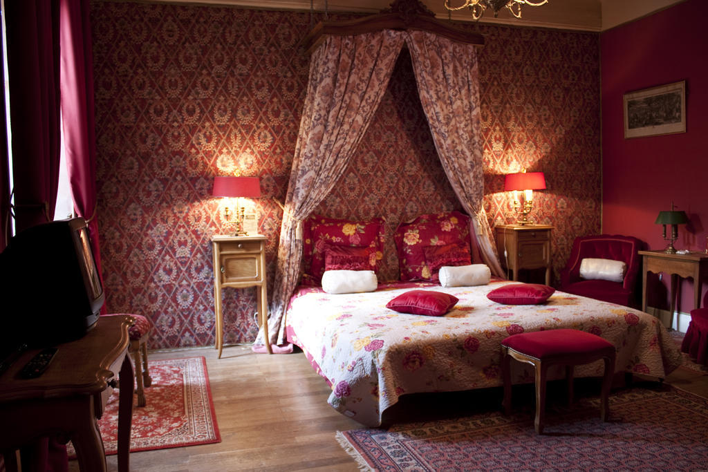 Chateau De Chantelauze Olliergues 部屋 写真