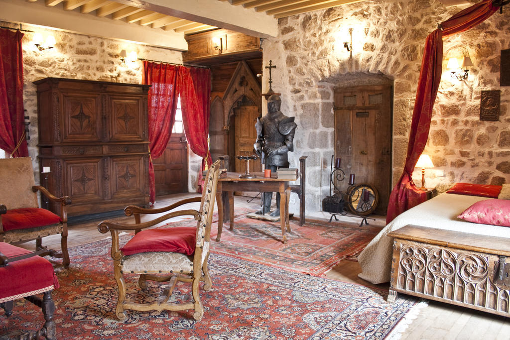 Chateau De Chantelauze Olliergues 部屋 写真